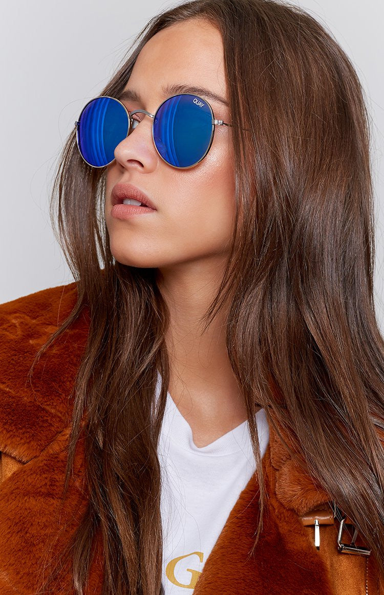 Quay Mod Star Sunglasses Silver Blue Second Image