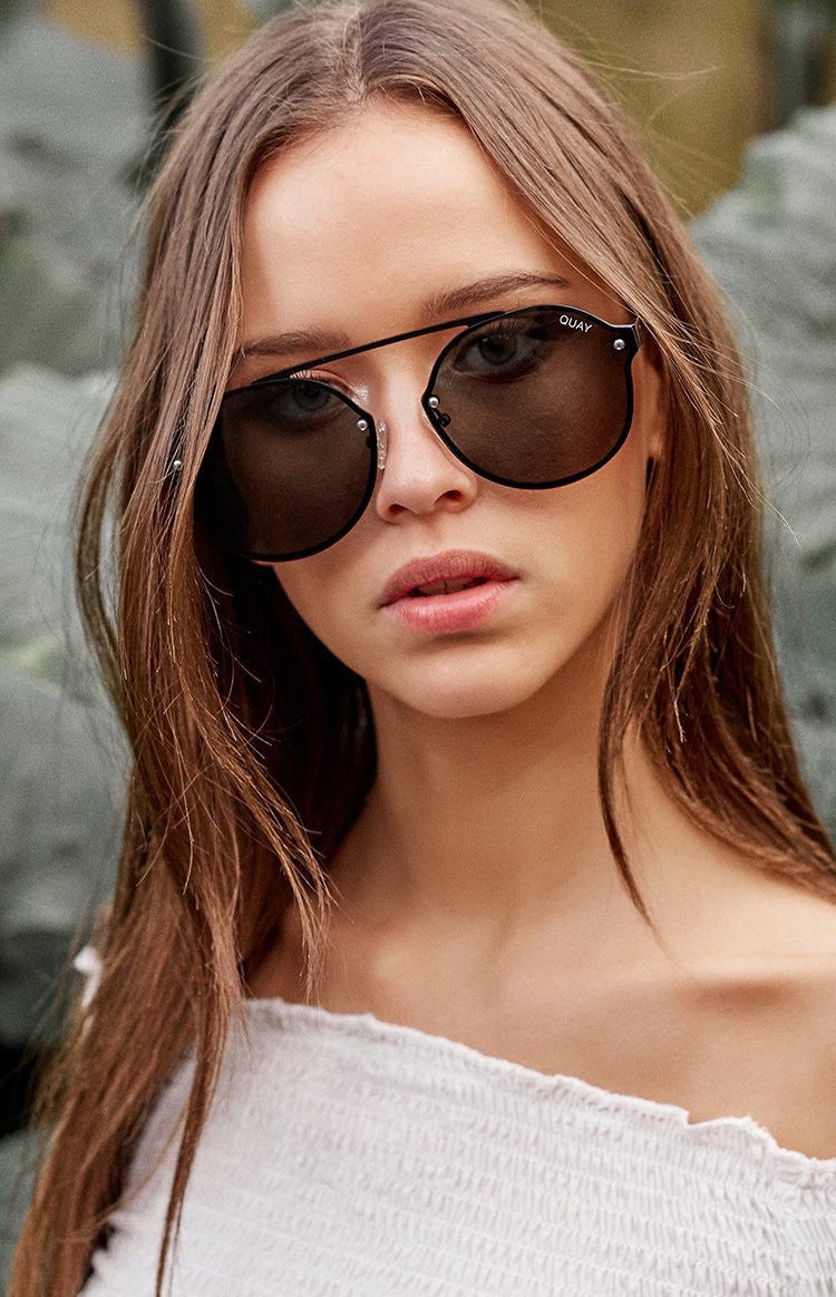 Quay Camden Heights Sunglasses Black Green Image